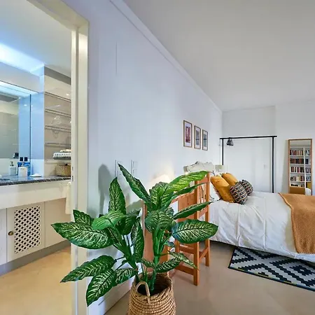 Cosy And Modern With Garage And Swimming Pool Apartamento *
