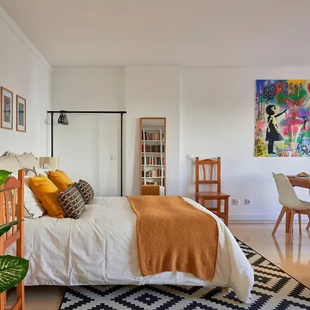 Cosy And Modern With Garage And Swimming Pool Apartment *